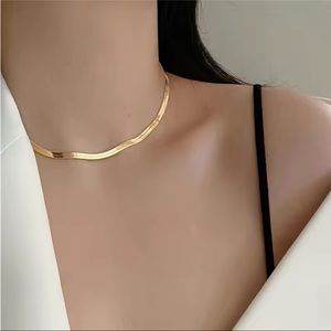 GORGEOUS 18K Gold Herringbone Chain Necklace - NEW!